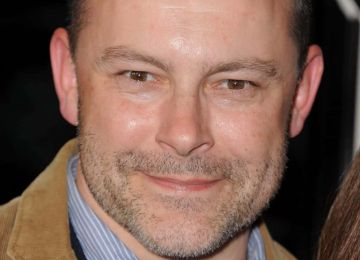 Rob Corddry Loves Being a Minister, and Not Just For the Parking.